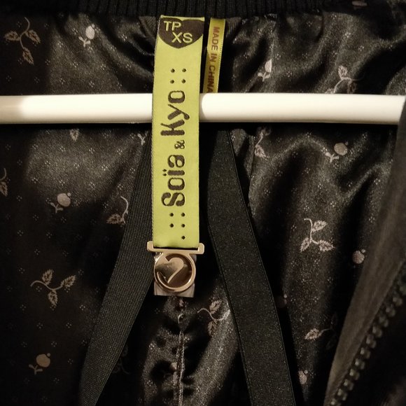 ✨️HP✨️SOIA & KYO "LOVEY" Coat XS BLK - Picture 4 of 8